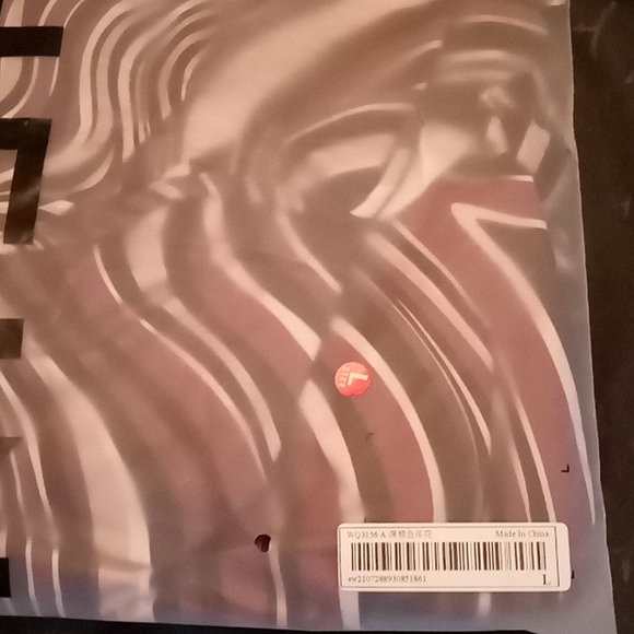 Dress - Picture 7 of 7